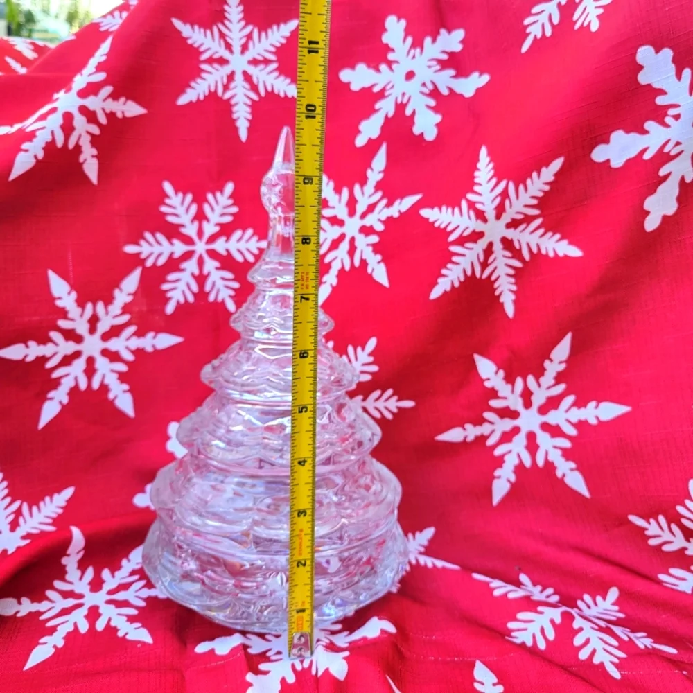Noel by Fifth Avenue Crystal Lidded Christmas Tree 10.5 inches tall - Picture 4 of 5
